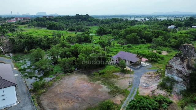 Tanah Di Kampung Binjal, Utan Aji, Perlis 1