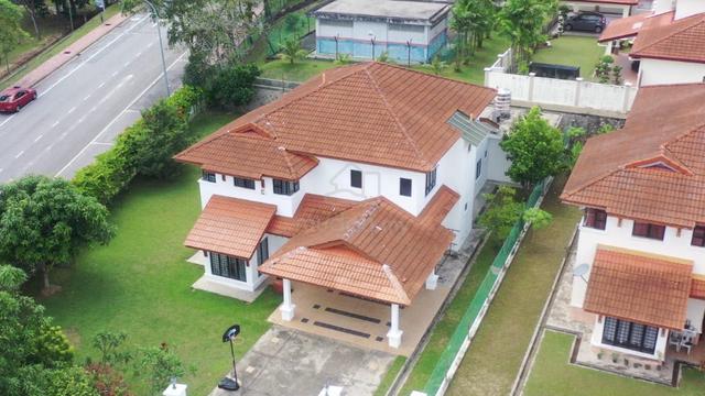 Corner Lot Bungalow Forest Height Senawang Seremban 1