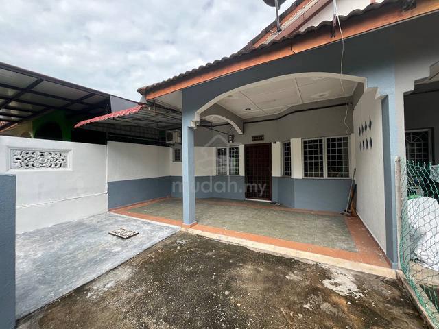 [Facing Open] Taman Muzaffar Shah Ayer Keroh Melaka teres setingkat 1
