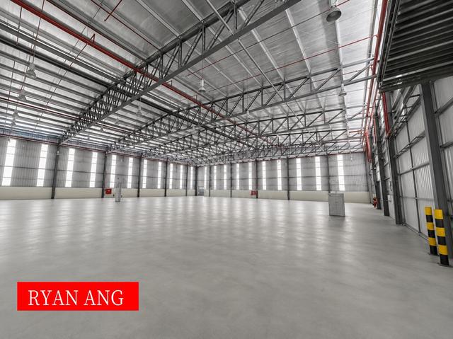 Detached Factory Warehouse For Rent @ Bukit Minyak, Penang 1