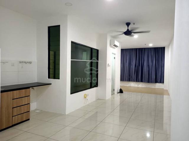 Manhattan Suites @ ITCC 1