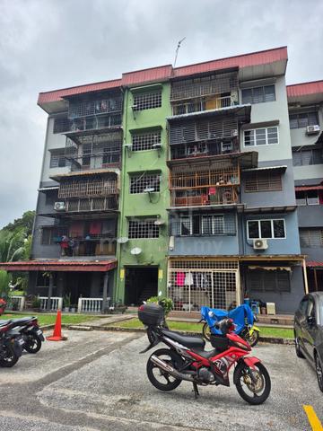 Flat PKNS Seksyen 24 Shah Alam 1