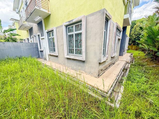 DEPOSIT FLEXIBLE🔥RENOVATED SEMI D 2 Storey Warisan Puteri Sikamat 4