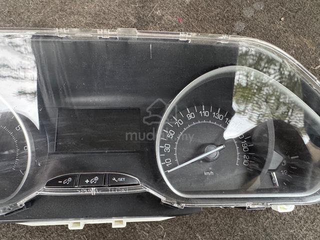 No 27-10-5 Peugeot 208 Meter Japan - photo 3 of 5