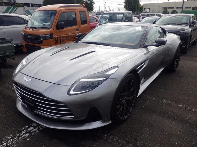 2024 Aston Martin DB12 4.0 V8 Coupe (A)5A 6000km - 3