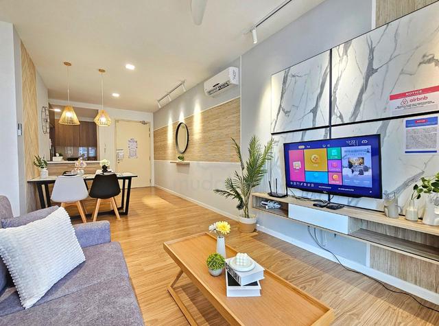 LakeFront Residence 1