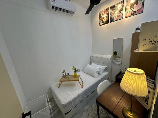 Room Townhouse Pandan Indah Near Cempaka LRT Station  1