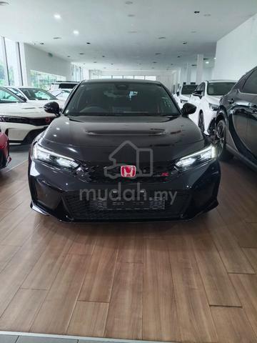 Racing Black Honda Civic FL5 Type R 2025 - 3