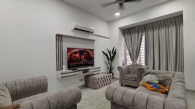 2 Sty Terrace W/ Courtyard Viola Naza TTDI Alam Impian Shah Alam 1