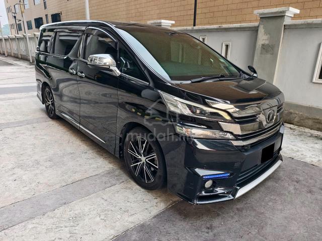 2016 Toyota Vellfire 2.5 ZG - 2