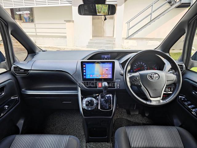2018 Toyota VOXY 2.0 ZS (A) - 5