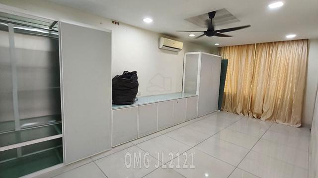 Move in Condition Batu Belah Kapar 2 Storey Semi D House for Sales 1