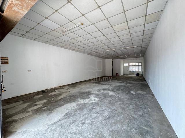 Single Storey Shop Lot /  Jalan Setia 12/1/ Setia Indah / Unblock View 1