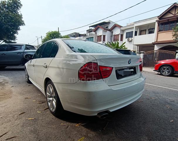 2011 Bmw 320i 2.0 (CKD) E90 /FULL LOAN - 2