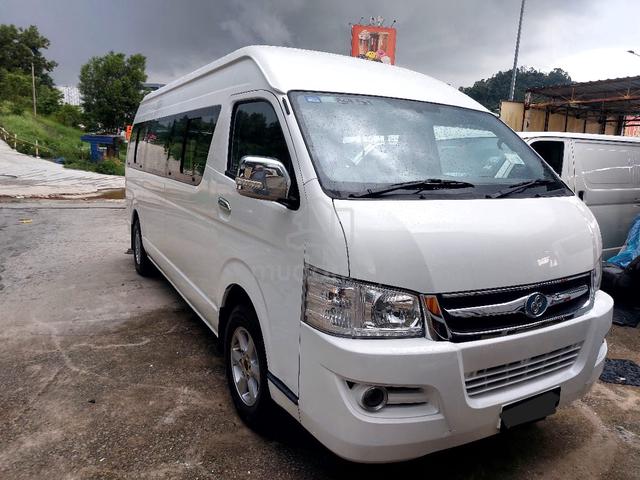 CAM PLACER-X 2.5 (Diesel) TURBO 18 SEAT WINDOW VAN - 1