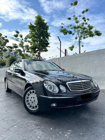 2005 Mercedes Benz E200 1.8 Elegance Local Spec - 1