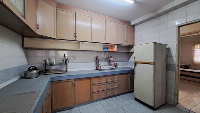 Cypress Condominium 4