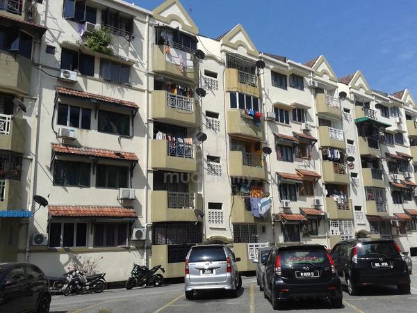 Makmur Apartment 1