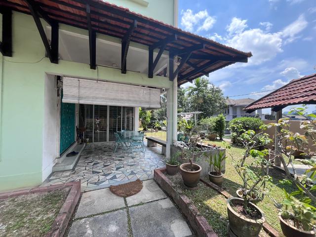 Section 12, Petaling Jaya (1.5 Storey Banglow House 4000sf) 3