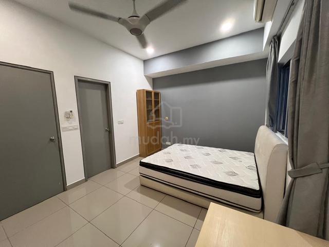 LakeView Master Room WFH Friendly @ The Wharf, Puchong 1