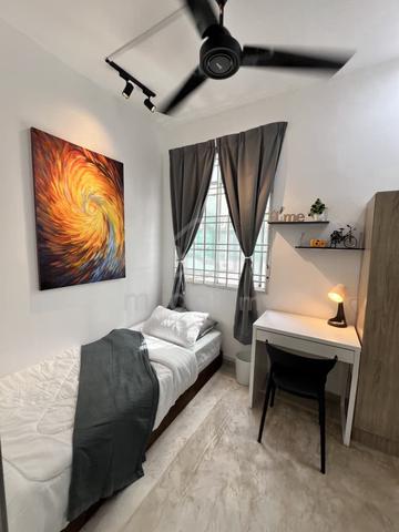 Bilik sewa single 6 min to setia city mall wifi direct owner 1