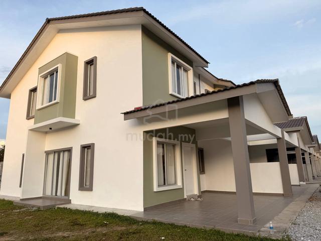 FULL LOAN FREEHOLD JENJAROM Near PARKLANDS LRT 1