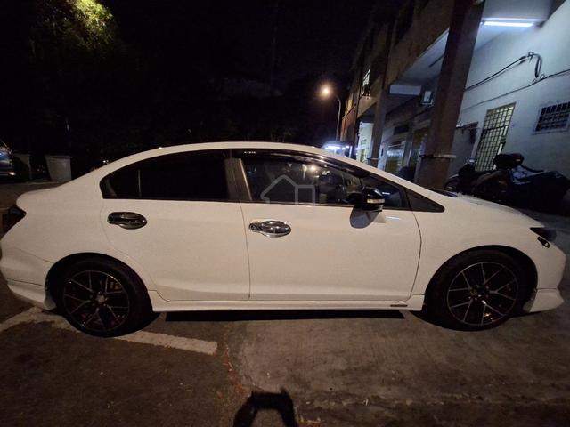 2013 Honda CIVIC 1.5 (HYBRID) (A) - 5