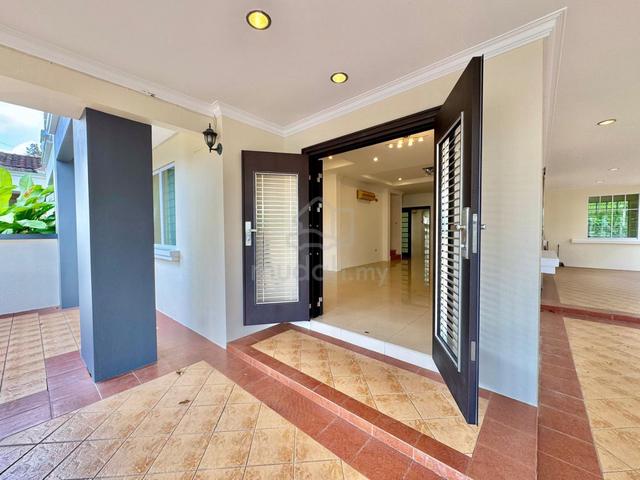 Exclusive Hilltop Semi-Detached Residence @ Batu Lintang 1
