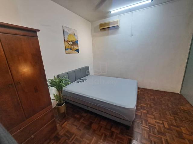 Male Middle Room @ Menara Jaya Condo Sek 14 PJ, walk to LRT, Plaza 33 1