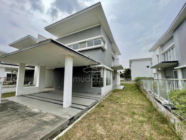 SPACIOUS Double Storey Semi D Tropicale Banyan 2 Bandar Seri Coalfied 1