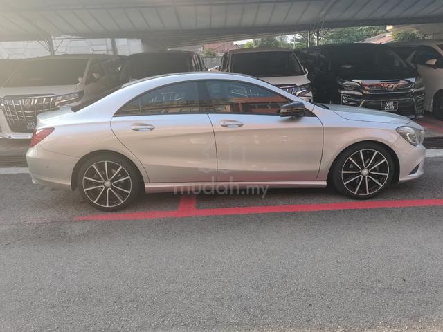 2015 Mercedes Benz CLA200 (CBU) 1.6 (A) REG 2016 - 4