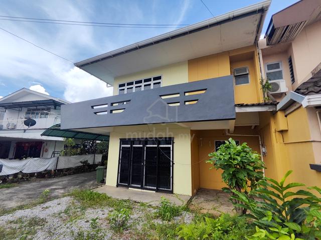 2 Storey Semi - Detached at Jalan Kepayang / Stapok for SALE ! 1