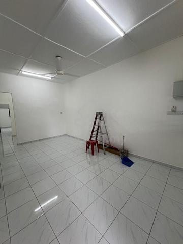 Taman Iskandar Single Storey Near Ciq G&G Renovated 1