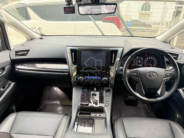 2021 Toyota ALPHARD 2.5 SC S/R PRICE wit TAX UNREG - 3