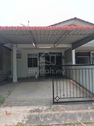 Untuk dijual single storey house taman seri impian kluang 1