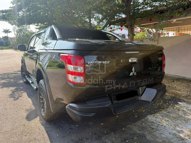 Mitsubishi TRITON 2.5 VGT (A) PHANTOM EDITION - 2