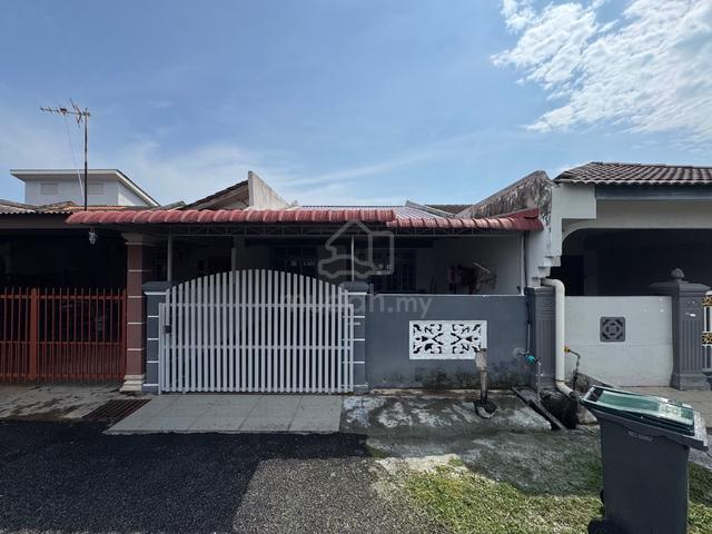 RENOVATED Teres 1 Tingkat Taman Seri Cempaka Peringgit, Melaka 1