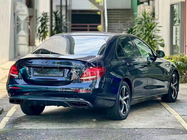 Mercedes Benz E200 2.0 AMG W213 LED/BurmesterSystm - 4