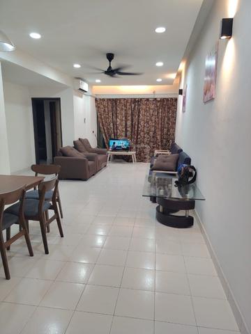 Danga View Apartment 1