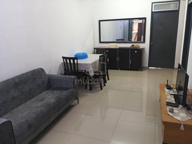 Mentari Court Appartment@Medium & Small Bedroom 1
