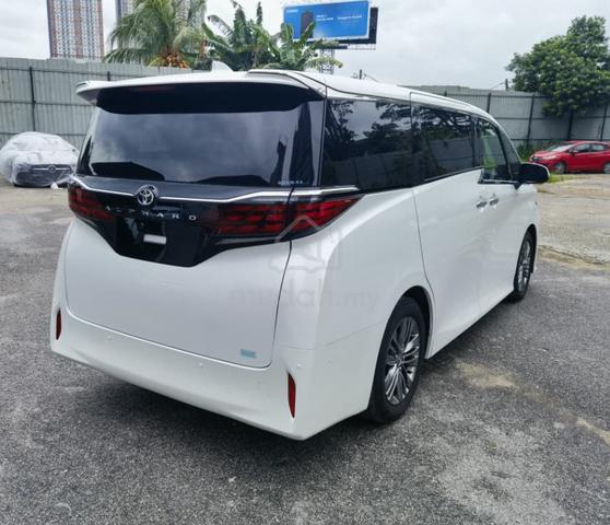 2023 Toyota ALPHARD 2.5 Z (A) ONLY !!! - 3