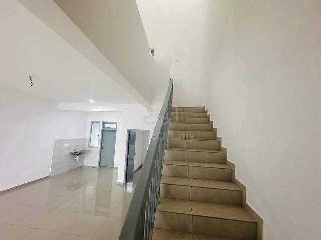 BUMI Teres 2 tingkat M Tiara Skudai, Johor Bahru 20min CIQ 4