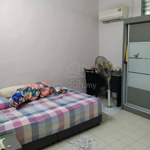 Johor Jaya 1 Storey Cheapest Unit , Full Loan Unit , Well Maintained 1