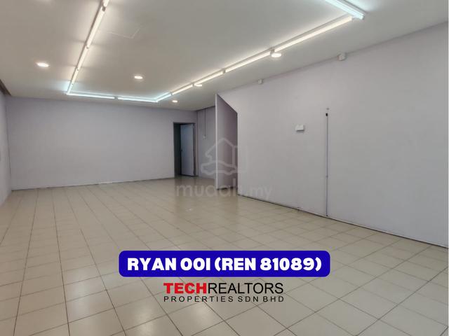 Kedai Tingkat Bawah Utk Disewa, Menghadap Jalan, Taman Johan 1