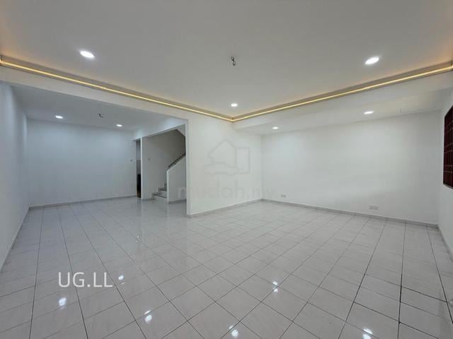 Bandar Bukit Tinggi 2 (Batu Nilam 28) Double Storey House For Sale 1