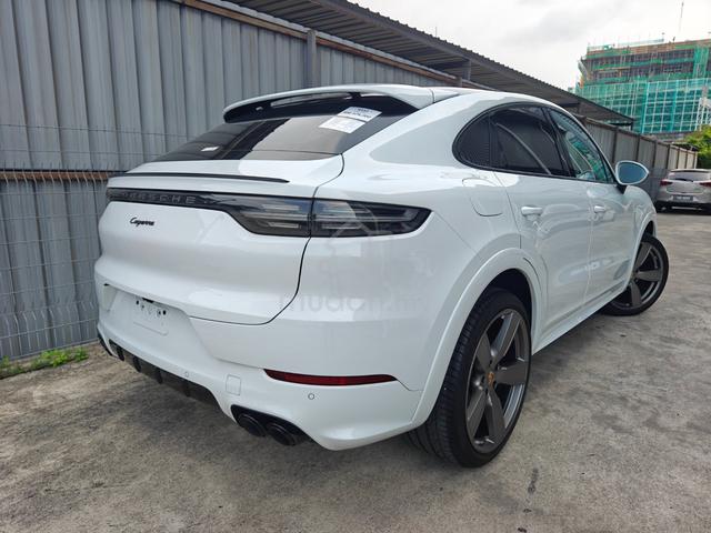 2023 Porsche CAYENNE 3.0 COUPE P/Roof 4Seat 360Cam - 2