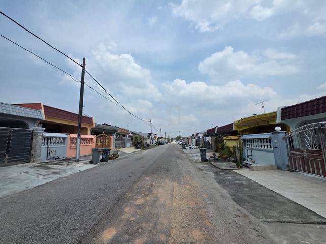 Johor Jaya Single Storey Terrace House Fully Renovation 1