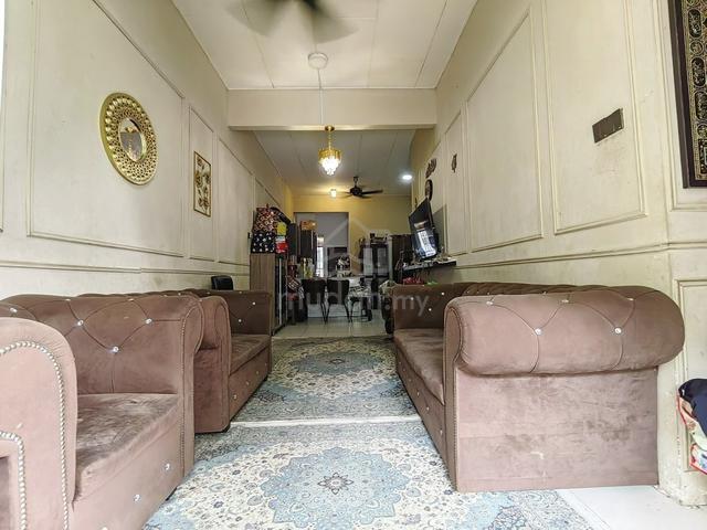 FREEHOLD OPEN FACING Single Storey Terrace Taman DATO HORMAT TP Garang 1