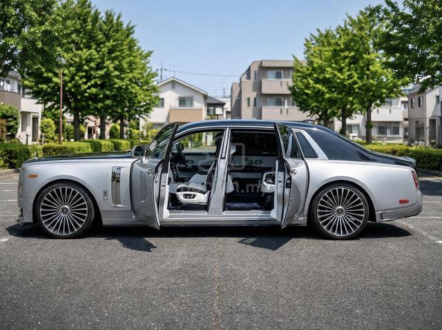 2022 Rolls Royce Phantom VIII EWB MANSORY - 4