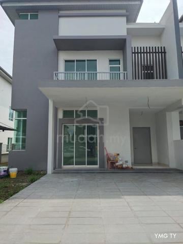 Canary Garden Bandar Bestari Double Storey Semi D For Sale non flood 1